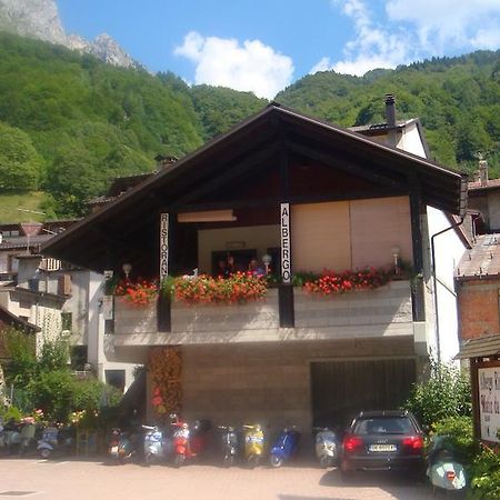 Albergo Matiz Da Otto Палуцца Екстер'єр фото
